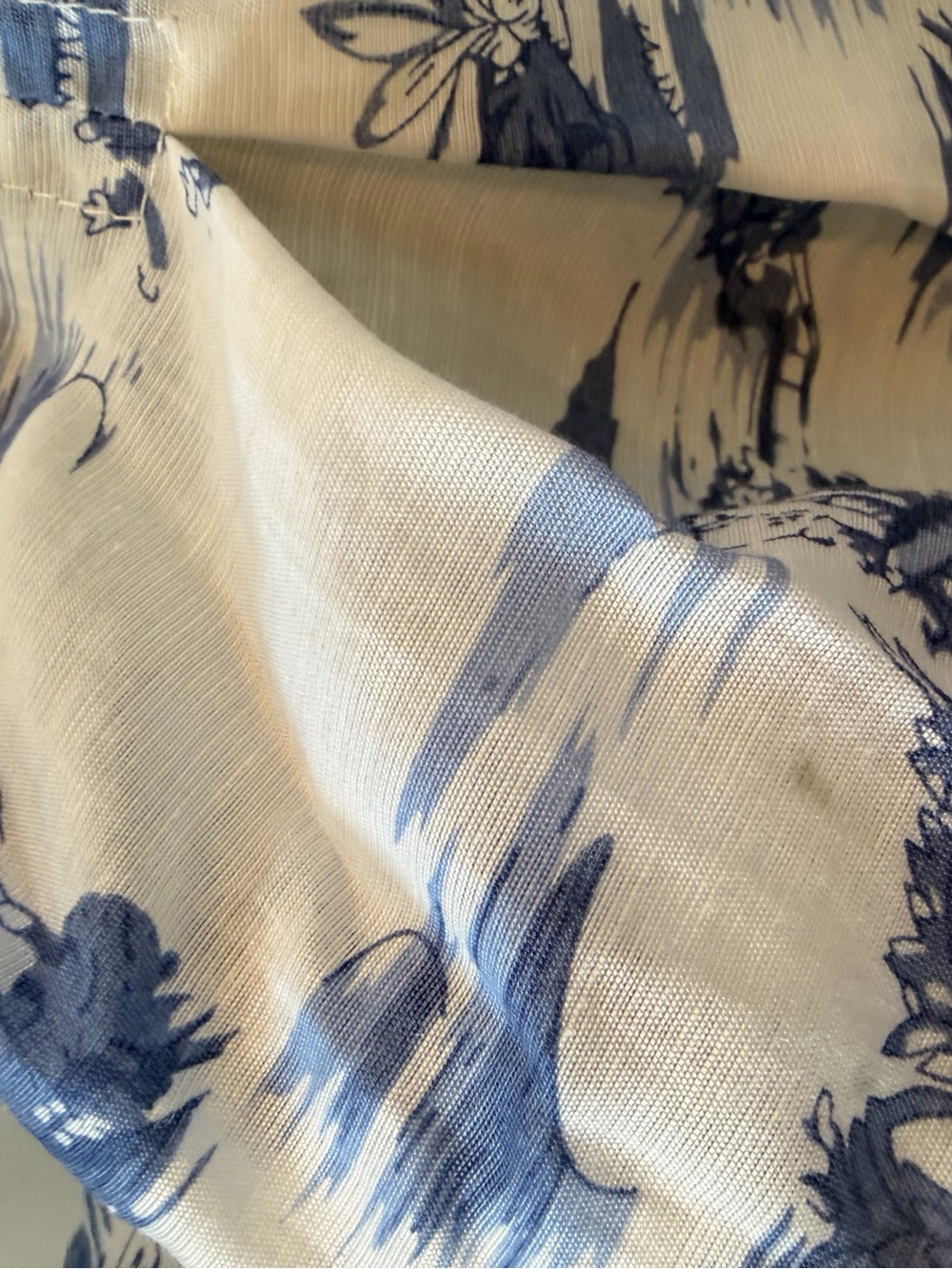 BURU Sleeveless Blue Toile Printed Mock-Neck MOD Top with matching bubble skirt - Picture 3 of 4